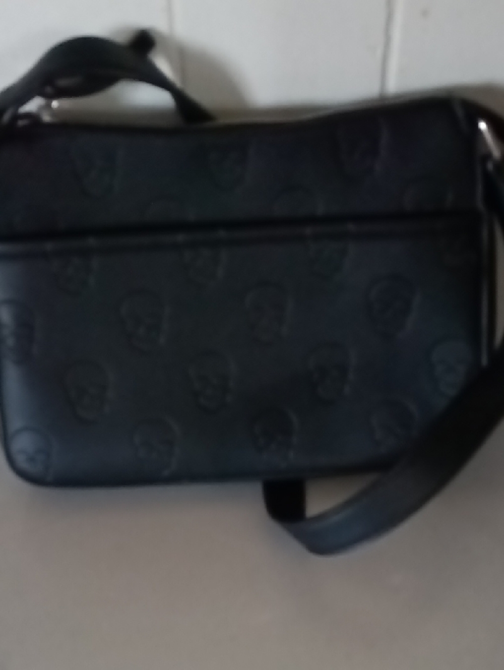 Men's Black Embossed Leather Messenger Bag with Adjustable Strap